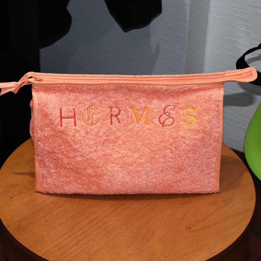 HERMES エルメス 化粧ポーチ 防水 パイル地 オレンジ – 買取専門ROLLUP 